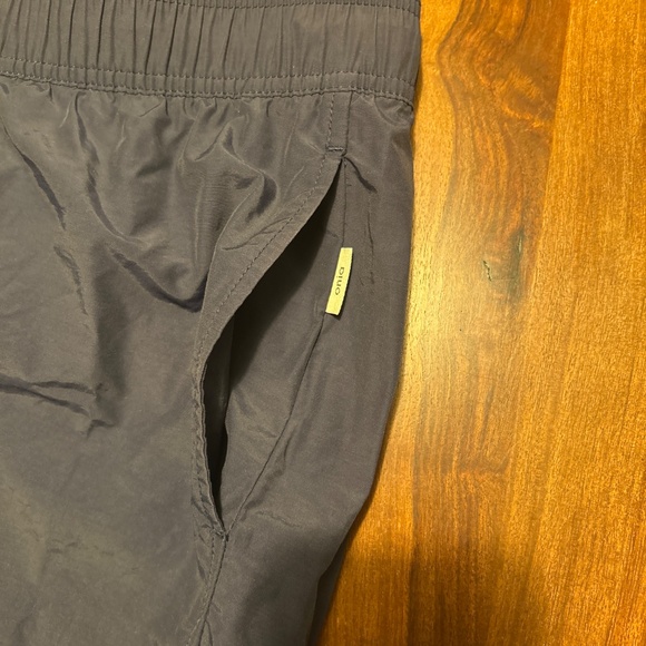 Onia Charles Swim Trunks 5 Inches Navy - Picture 4 of 7